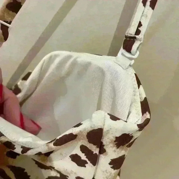 Aerie Wrap Strapless One Piece Swimsuit - Picture 6 of 10